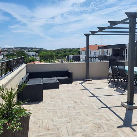 Apartments Ines プーラ エクステリア 写真