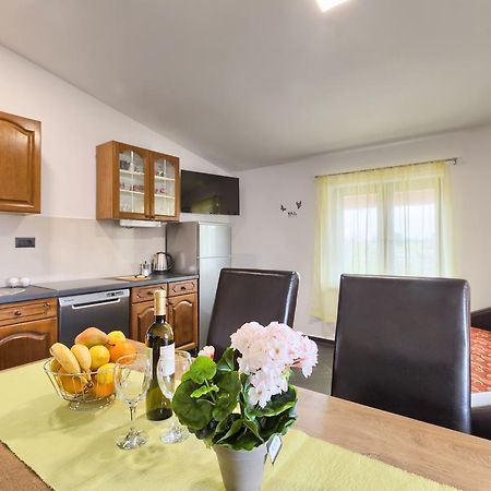 Apartments Ines プーラ エクステリア 写真