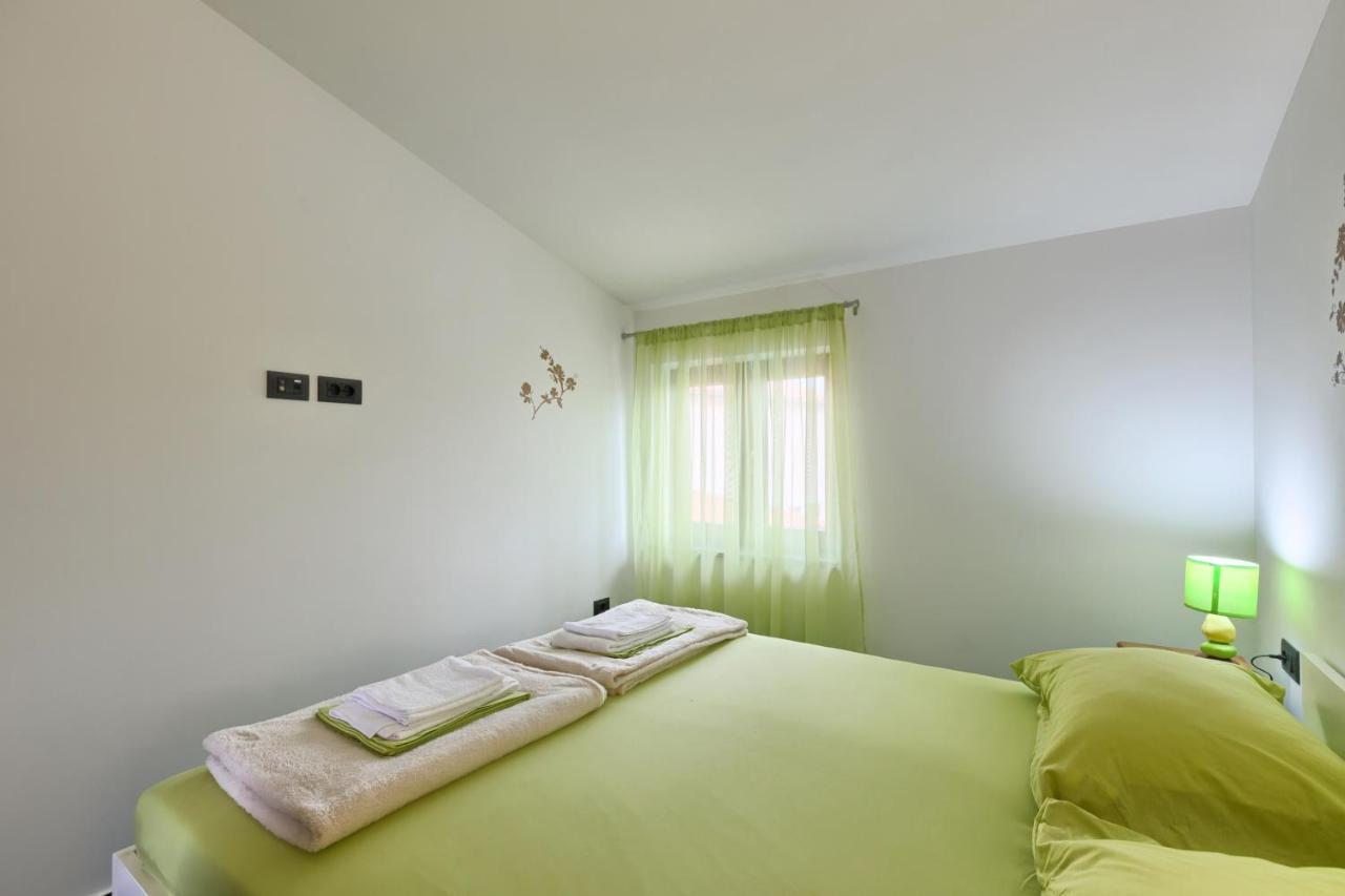 Apartments Ines プーラ エクステリア 写真